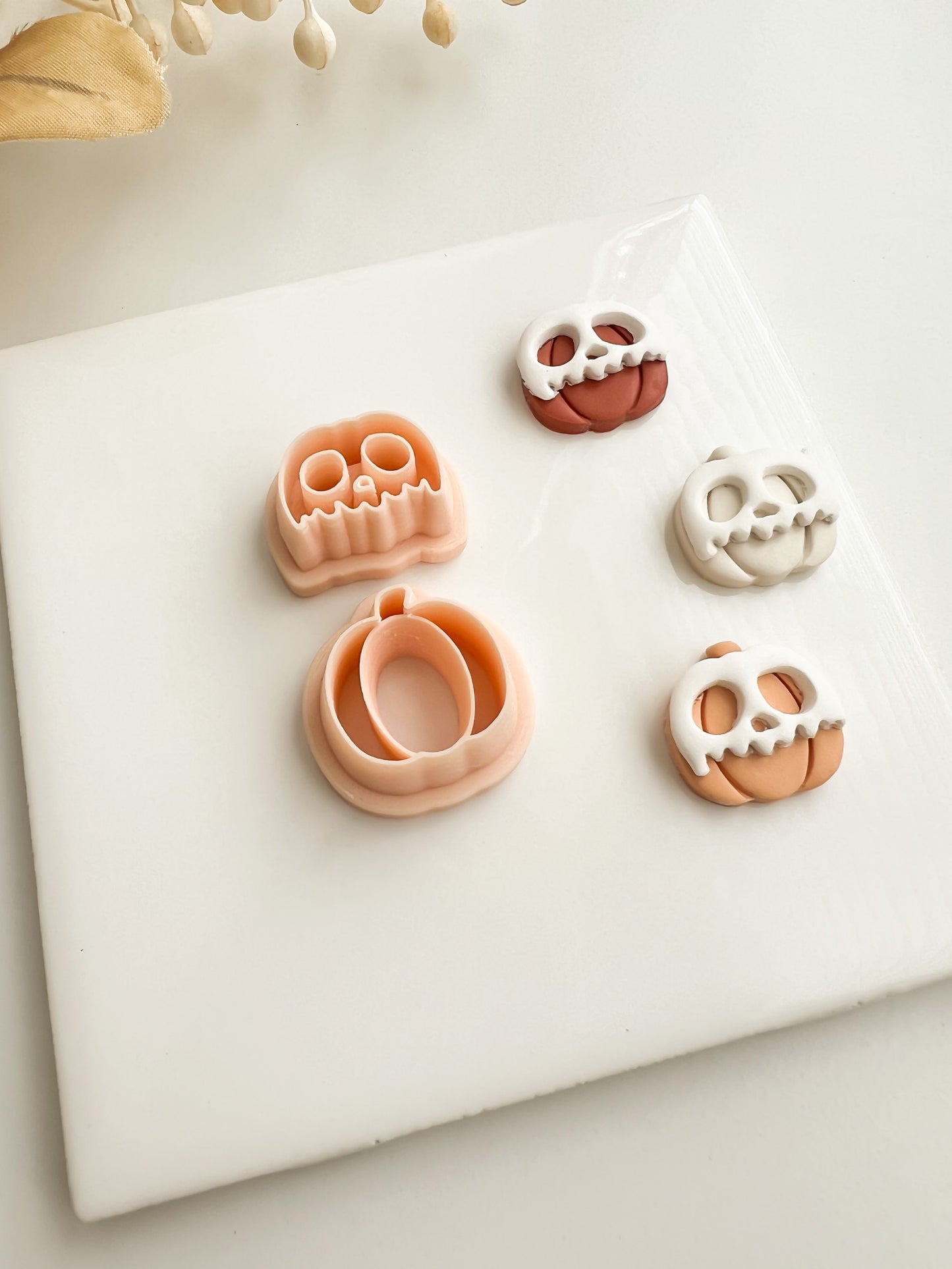 Poison Pumpkin Clay Cutter | Poison Pumpkin Polymer Clay Cutter for DIY Halloween Earrings Spooky-Themed Jewelry and Handmade Haunted Accessories