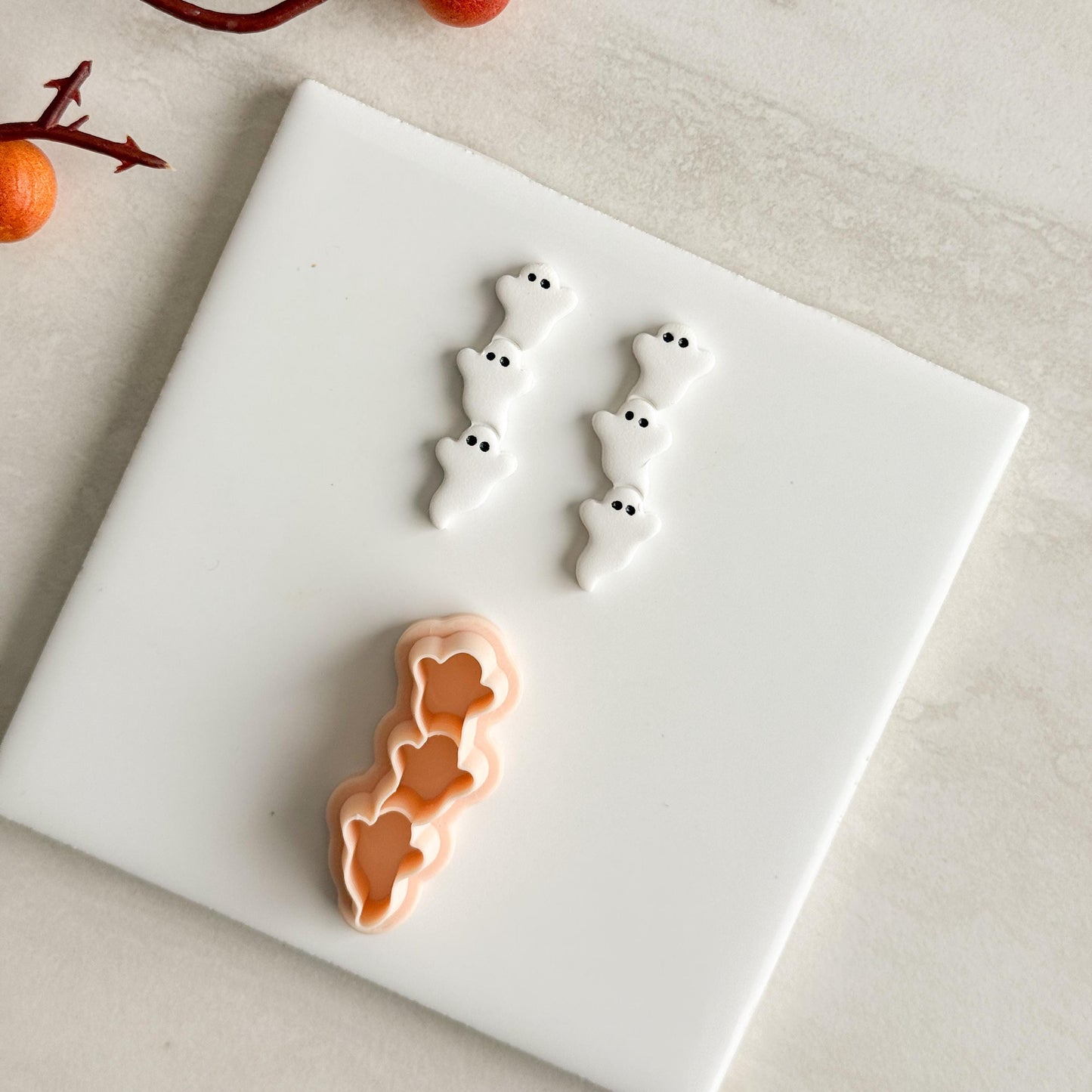2025 Ghost Chain Clay Cutter | Linked Ghost Polymer Clay Cutter for Halloween Earrings and Spooky Dangle Crafts